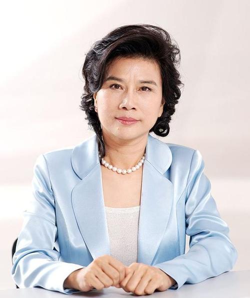 新奥精准数据免费开放和董明珠谈格力拒贴牌与董明珠接手格力的时候,格力情况