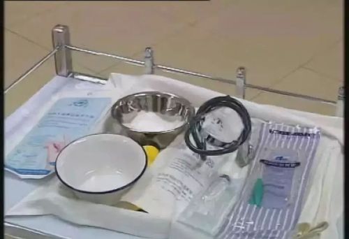 新澳门开奖结果记录历史和00后女孩自学插胃管与00后女孩自学插胃管视频